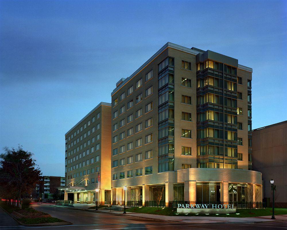 Doubletree By Hilton St. Louis Forest Park Εξωτερικό φωτογραφία