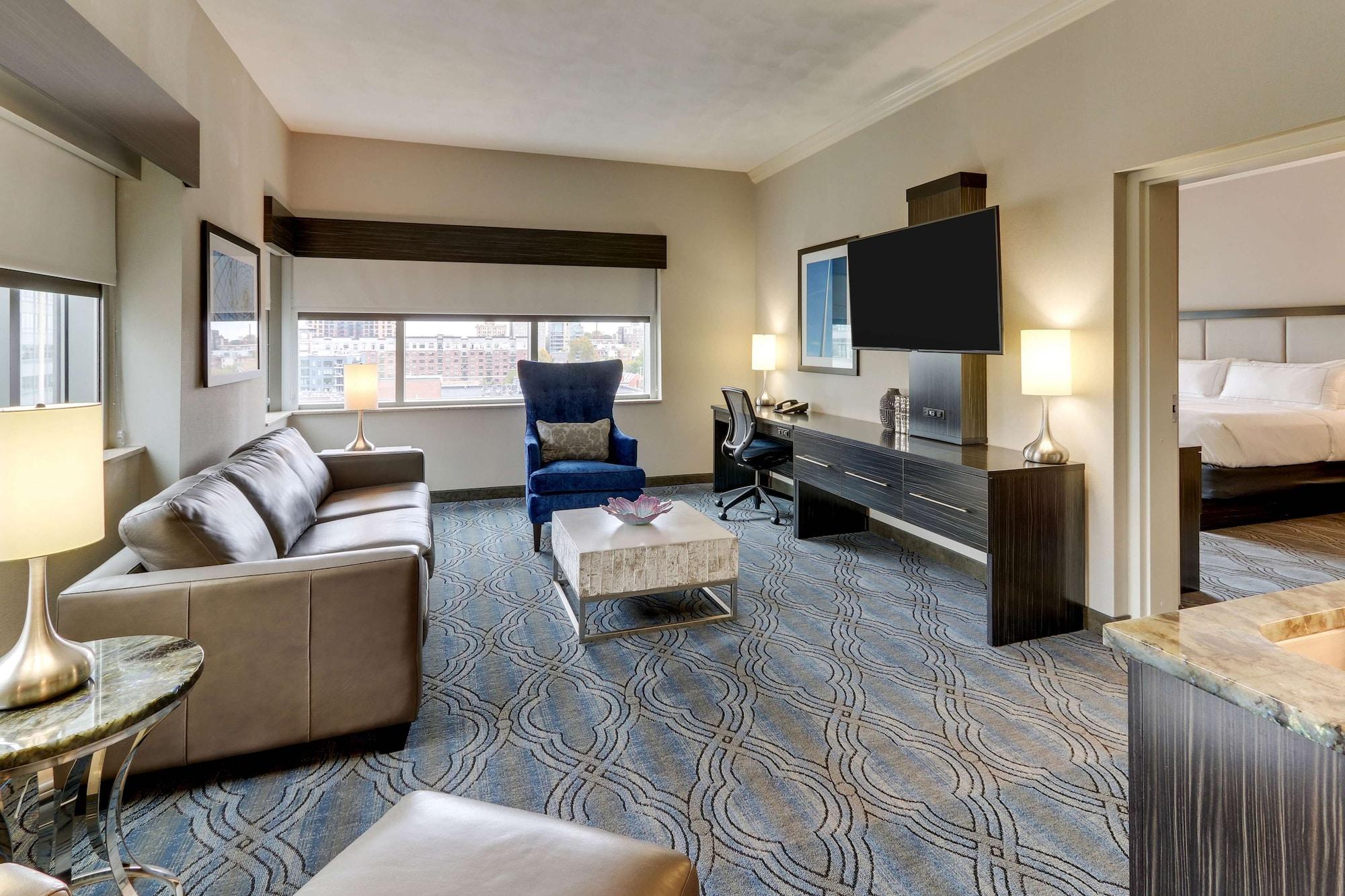 Doubletree By Hilton St. Louis Forest Park Εξωτερικό φωτογραφία