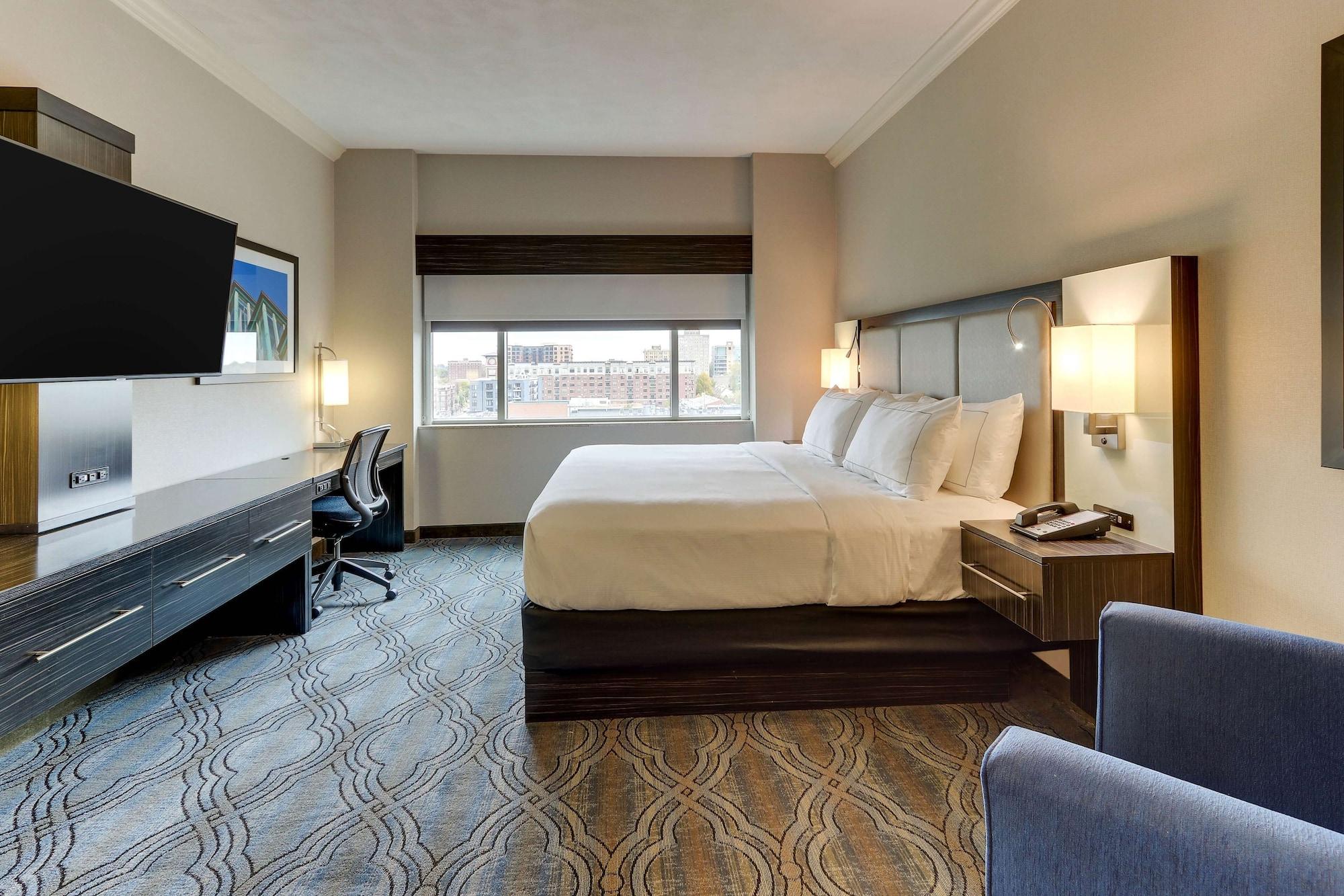 Doubletree By Hilton St. Louis Forest Park Εξωτερικό φωτογραφία