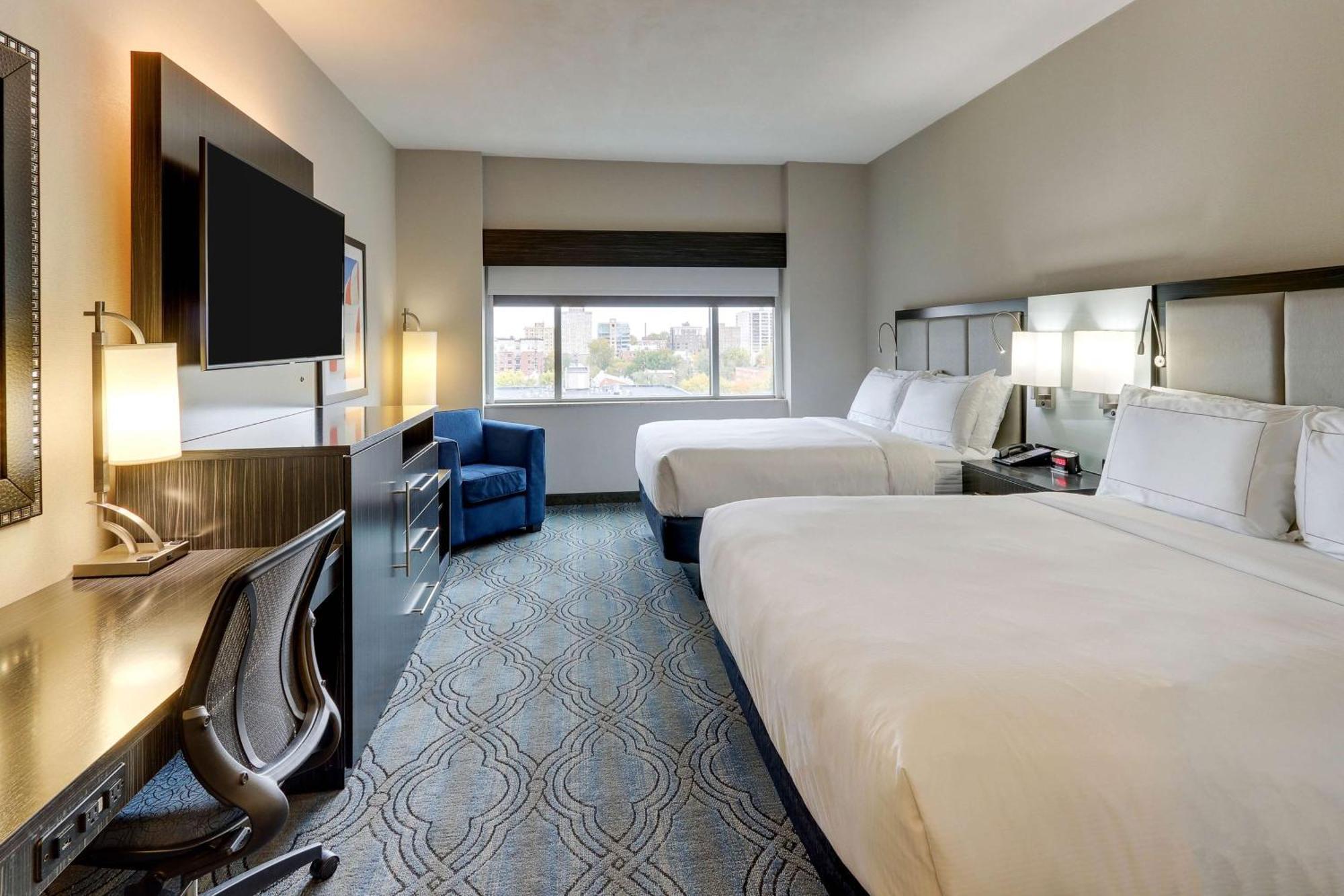 Doubletree By Hilton St. Louis Forest Park Εξωτερικό φωτογραφία