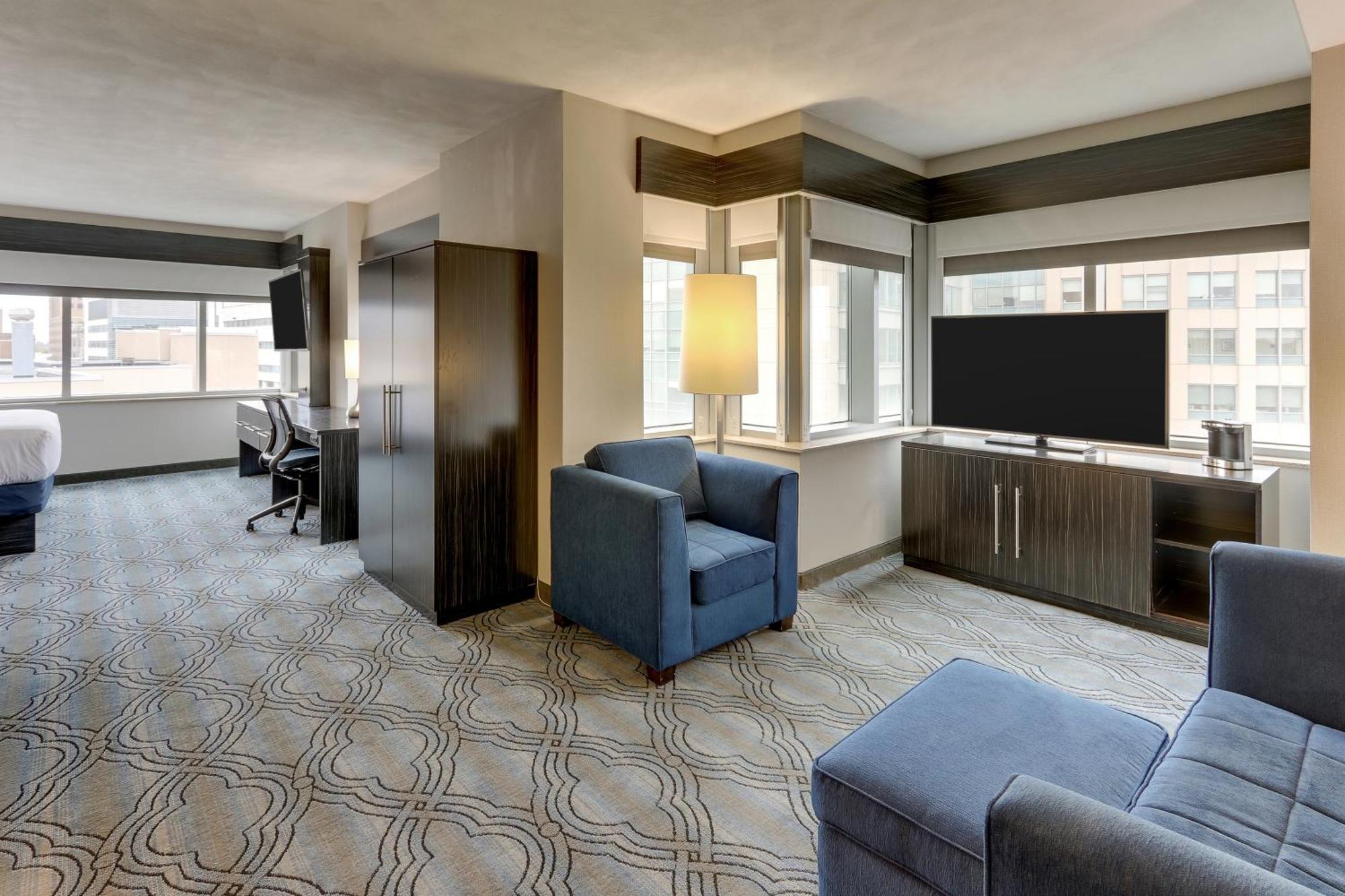 Doubletree By Hilton St. Louis Forest Park Εξωτερικό φωτογραφία