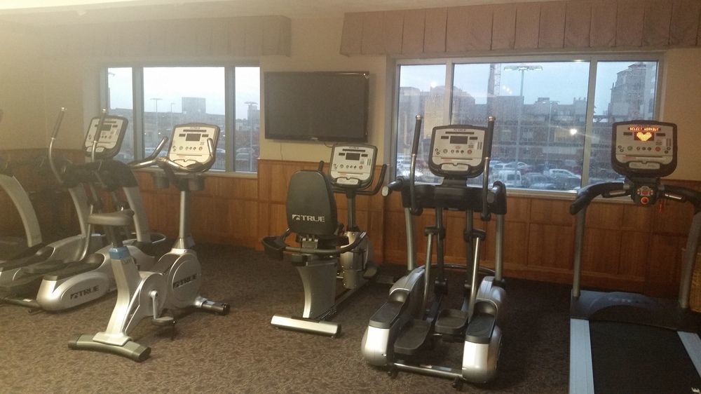 Doubletree By Hilton St. Louis Forest Park Εξωτερικό φωτογραφία
